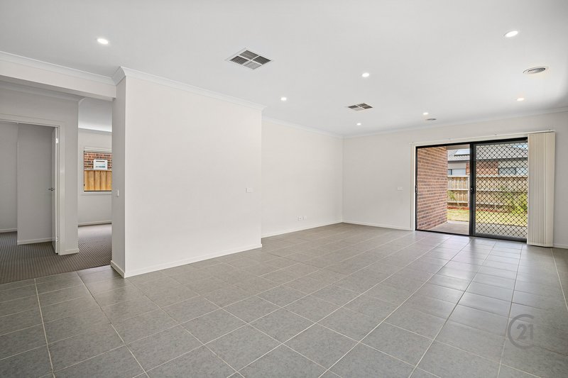 Photo - 74 High Street, Cabramatta West NSW 2166 - Image 10