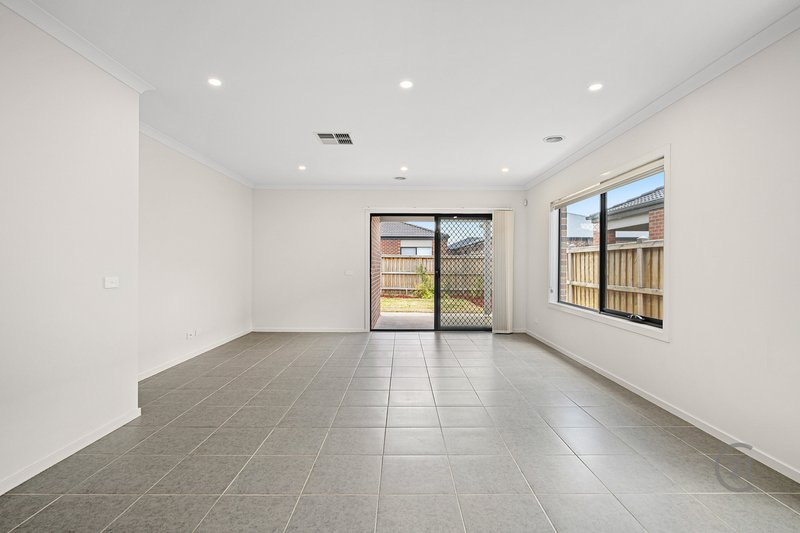 Photo - 74 High Street, Cabramatta West NSW 2166 - Image 11