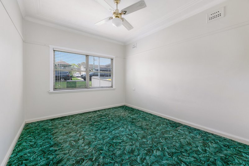 Photo - 74 Hood Street, Yagoona NSW 2199 - Image 5