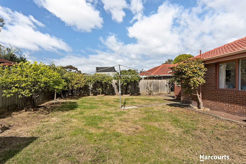 Photo - 74 Huxley Avenue, Mulgrave VIC 3170 - Image 10