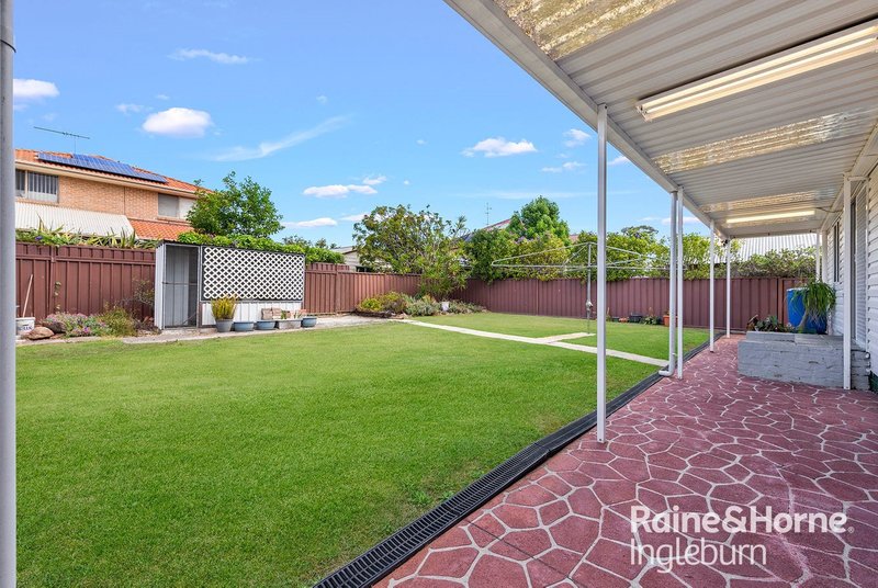 Photo - 74 Ingleburn Road, Ingleburn NSW 2565 - Image 9