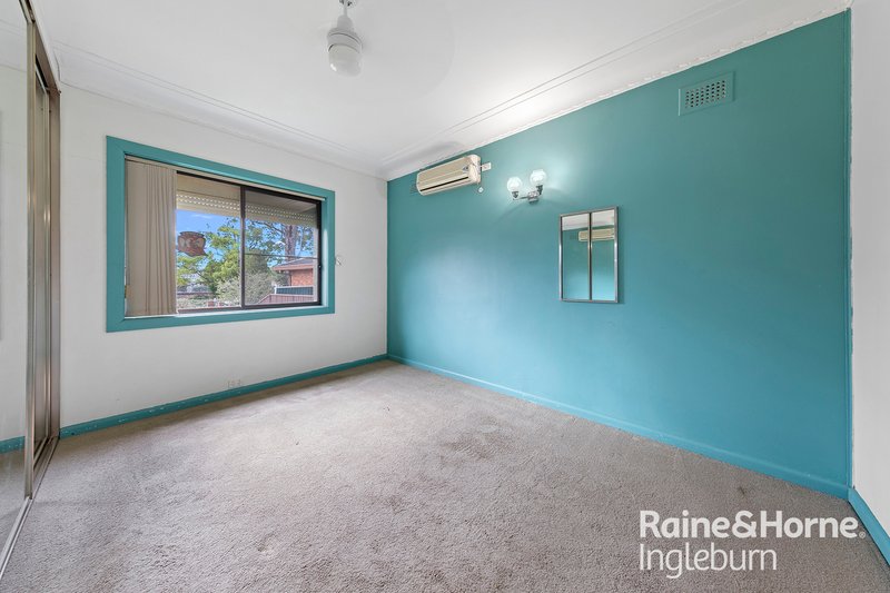 Photo - 74 Ingleburn Road, Ingleburn NSW 2565 - Image 4