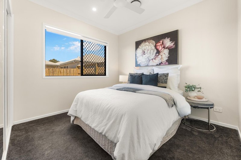 Photo - 74 Jim Davidson Boulevard, Belivah QLD 4207 - Image 13