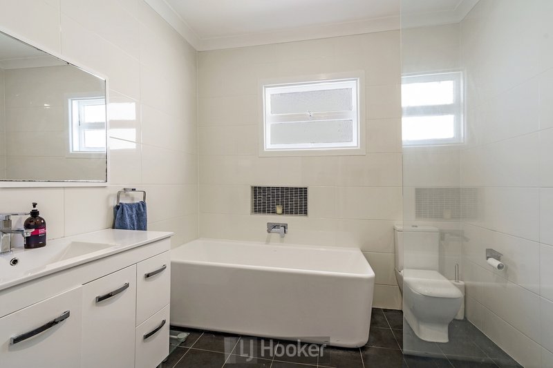 Photo - 74 Jonathan Street, Eleebana NSW 2282 - Image 6