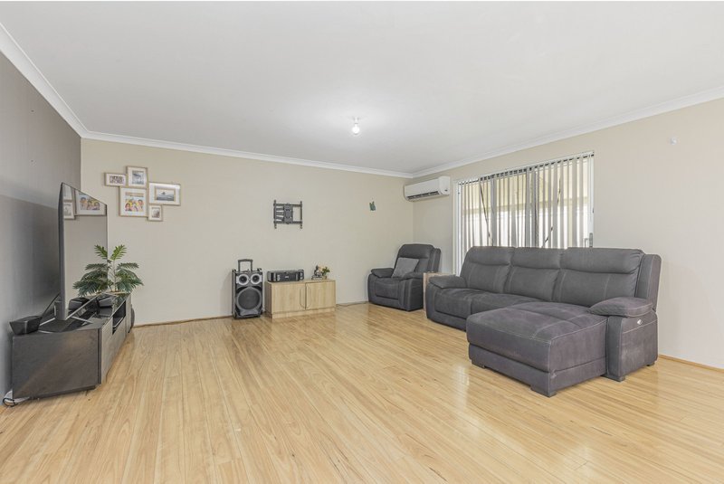 Photo - 74 Kardan Drive, Yanchep WA 6035 - Image 3