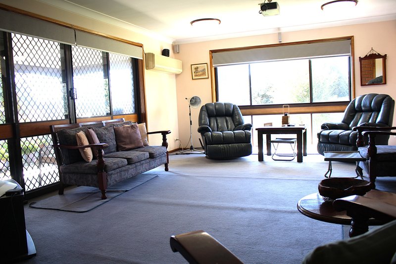 Photo - 74 King Street, Tumbarumba NSW 2653 - Image 2