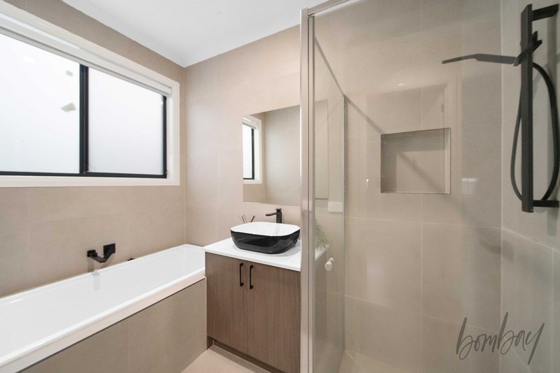 Photo - 74 Kyanite Road, Donnybrook VIC 3064 - Image 21