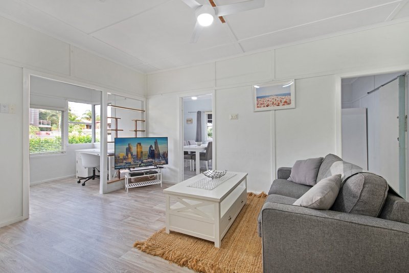 Photo - 74 Landsborough Parade, Golden Beach QLD 4551 - Image 3