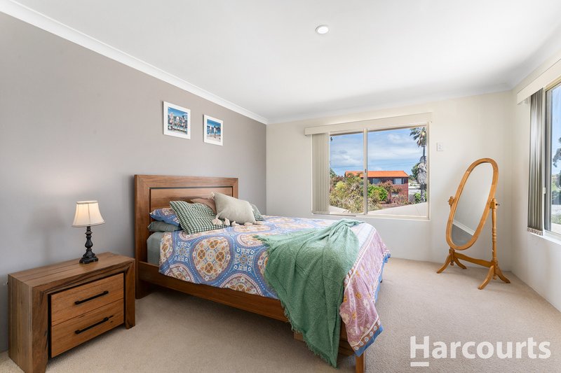 Photo - 74 Leighton Road, Halls Head WA 6210 - Image 12