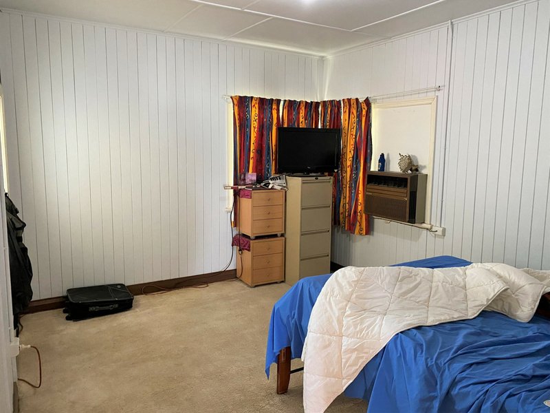 Photo - 74 Markwell Street, Kingaroy QLD 4610 - Image 4