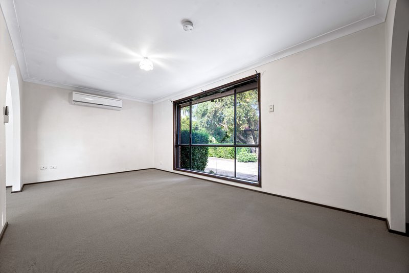 Photo - 7/4 Mary Street, Macquarie Fields NSW 2564 - Image 5