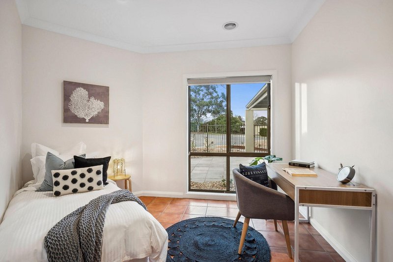 Photo - 74 Mccormack Street, Curtin ACT 2605 - Image 5