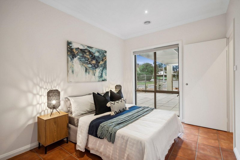 Photo - 74 Mccormack Street, Curtin ACT 2605 - Image 6