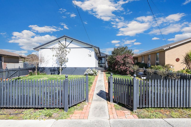 Photo - 74 Mcfarland Road, Wodonga VIC 3690 - Image 1