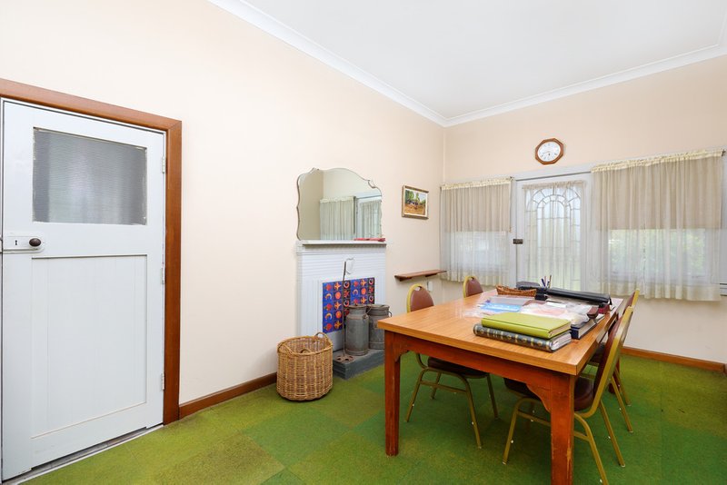 Photo - 74 Morgan Street, Kingsgrove NSW 2208 - Image 5