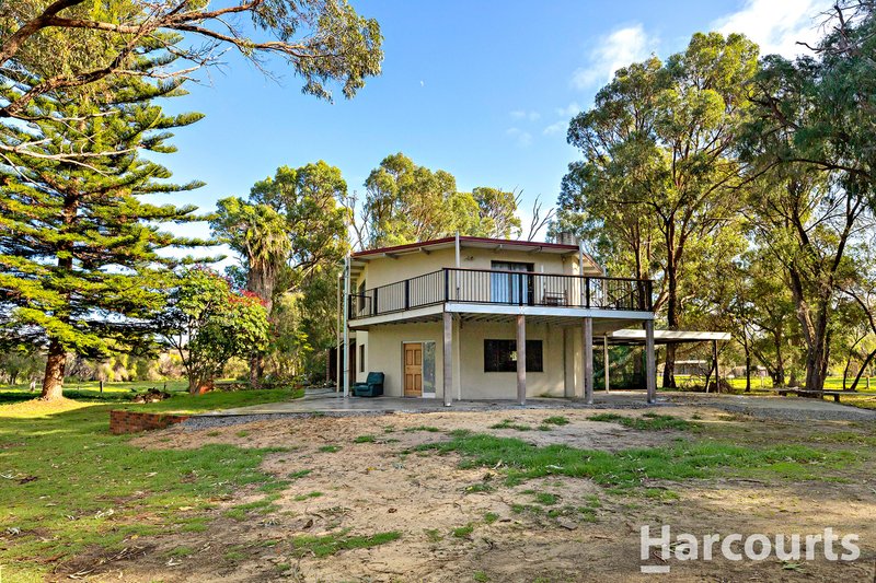 Photo - 74 Newnham Road, Lake Clifton WA 6215 - Image 1