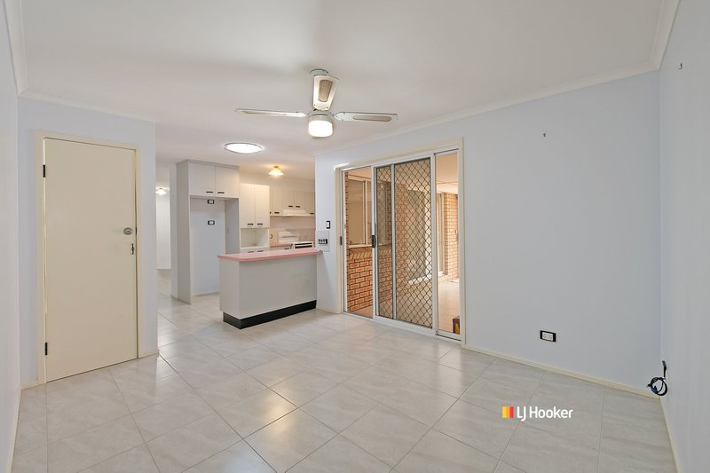 Photo - 74 Orchid Avenue, Kallangur QLD 4503 - Image 6