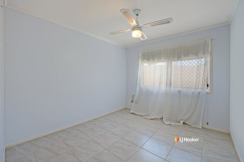 Photo - 74 Orchid Avenue, Kallangur QLD 4503 - Image 9