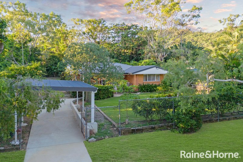 Photo - 74 Picnic Street, Picnic Bay QLD 4819 - Image 2