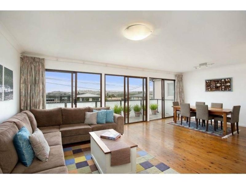 74 Pitt Road, North Curl Curl NSW 2099