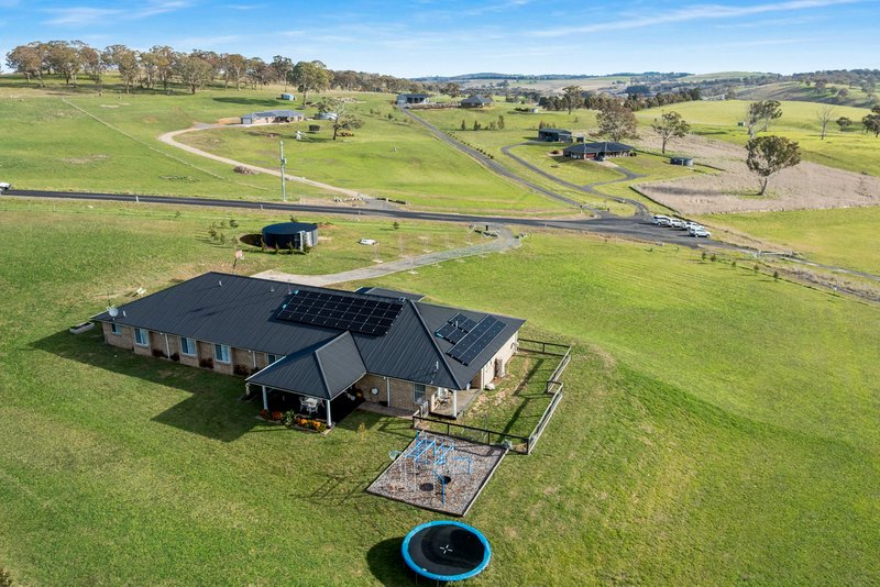 Photo - 74 Pittman Drive, Blayney NSW 2799 - Image 2