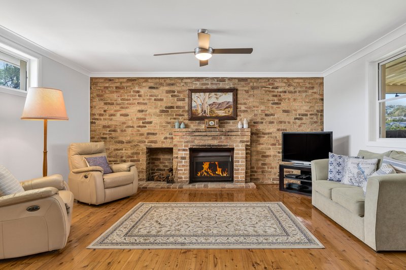 Photo - 74 Pringle Avenue, Belrose NSW 2085 - Image 2