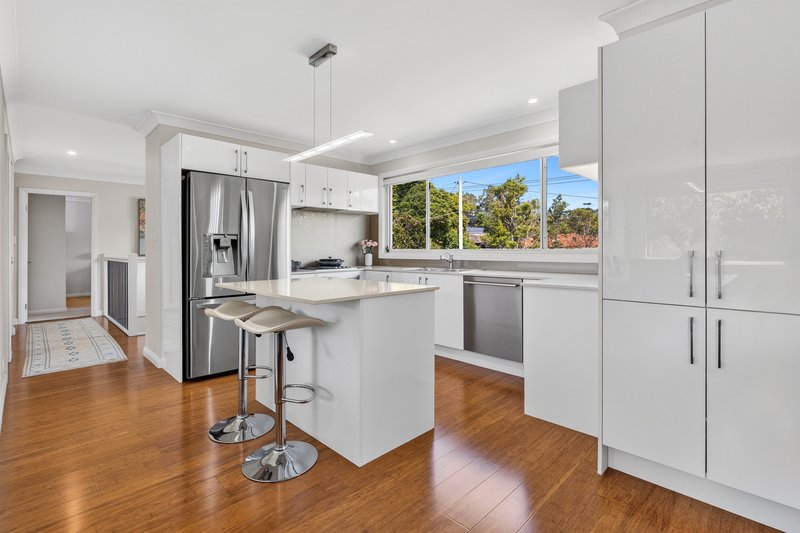Photo - 74 Pringle Avenue, Belrose NSW 2085 - Image 3