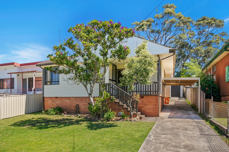 74 Ranchby Avenue, Lake Heights NSW 2502