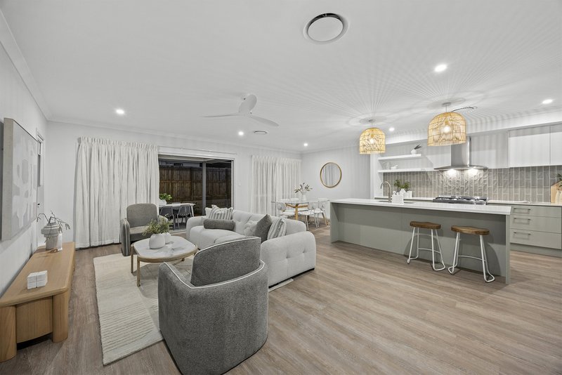 Photo - 74 Redcomb Drive, Park Ridge QLD 4125 - Image 2