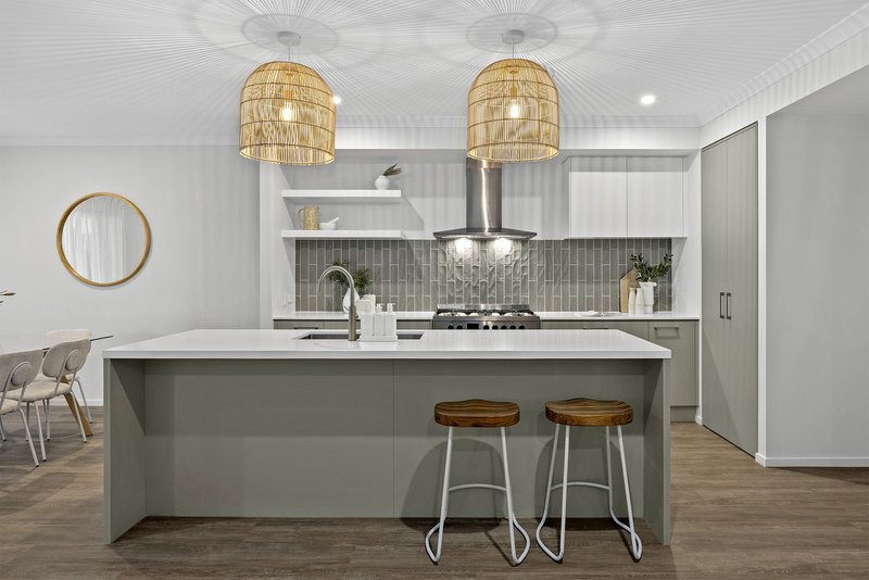 Photo - 74 Redcomb Drive, Park Ridge QLD 4125 - Image 3