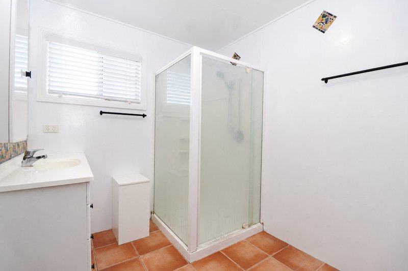 Photo - 74 Second Avenue, Home Hill QLD 4806 - Image 9