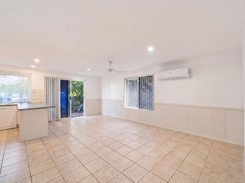 Photo - 74 Shields Street, Redcliffe QLD 4020 - Image 5
