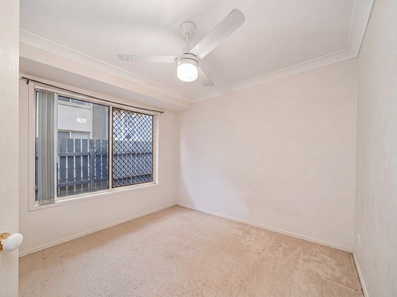 Photo - 74 Shields Street, Redcliffe QLD 4020 - Image 9