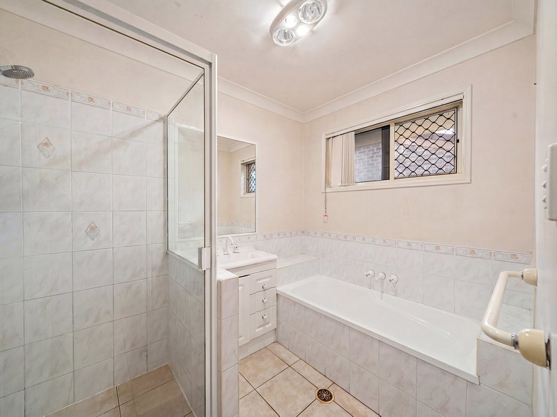 Photo - 74 Shields Street, Redcliffe QLD 4020 - Image 12