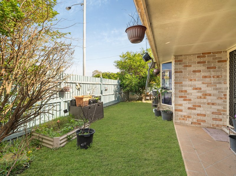 Photo - 74 Shields Street, Redcliffe QLD 4020 - Image 14