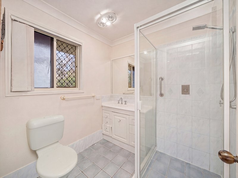 Photo - 74 Shields Street, Redcliffe QLD 4020 - Image 16