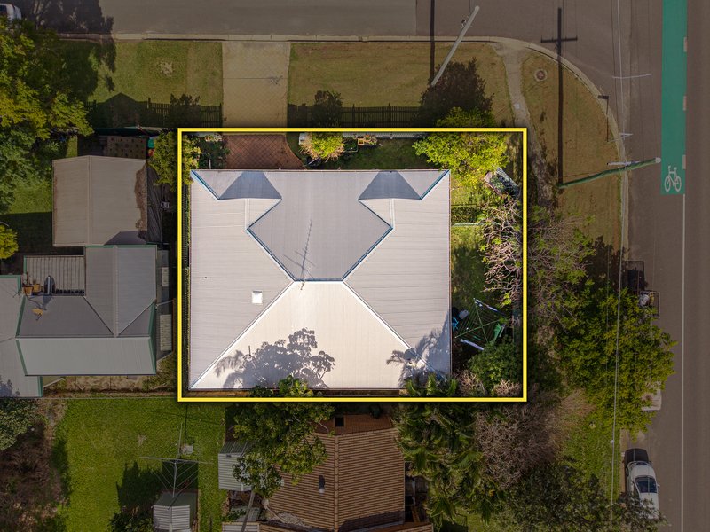 Photo - 74 Shields Street, Redcliffe QLD 4020 - Image 17