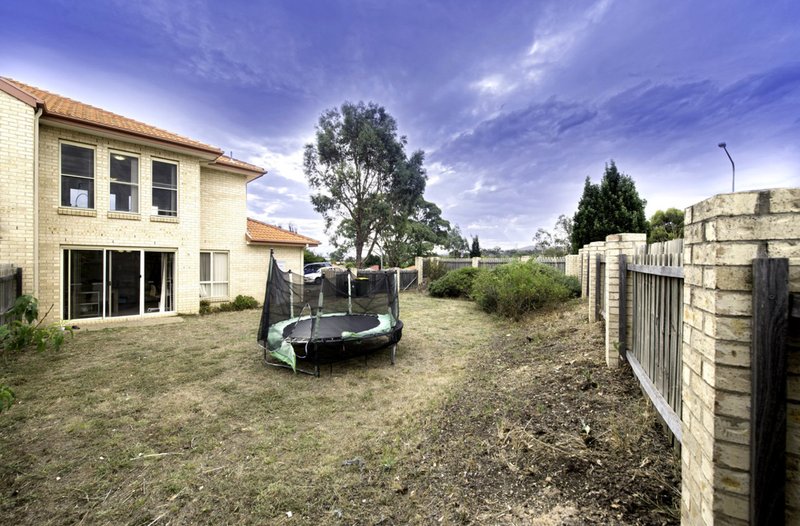 Photo - 74 Shoalhaven Avenue, Amaroo ACT 2914 - Image 14