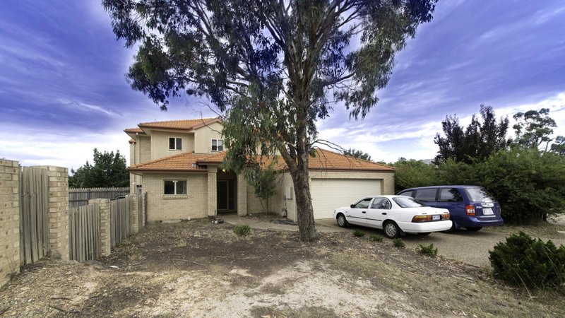 Photo - 74 Shoalhaven Avenue, Amaroo ACT 2914 - Image 15