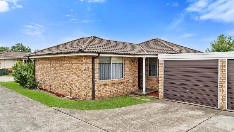 7/4 Sitella Place, Ingleburn NSW 2565