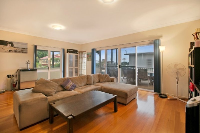 Photo - 74 Stratton Terrace, Manly QLD 4179 - Image 5