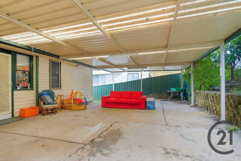 Photo - 74 Strickland Crescent, Ashcroft NSW 2168 - Image 3