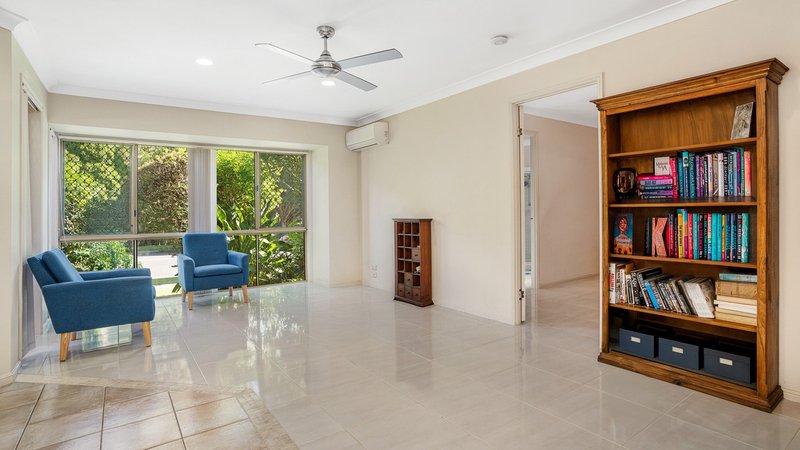 Photo - 74 Stringybark Drive, Chermside West QLD 4032 - Image 2