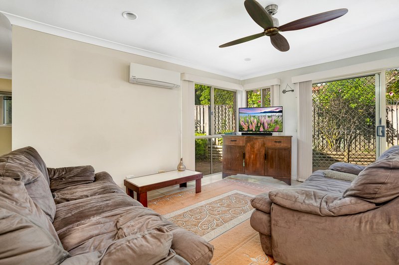Photo - 74 Stringybark Drive, Chermside West QLD 4032 - Image 5