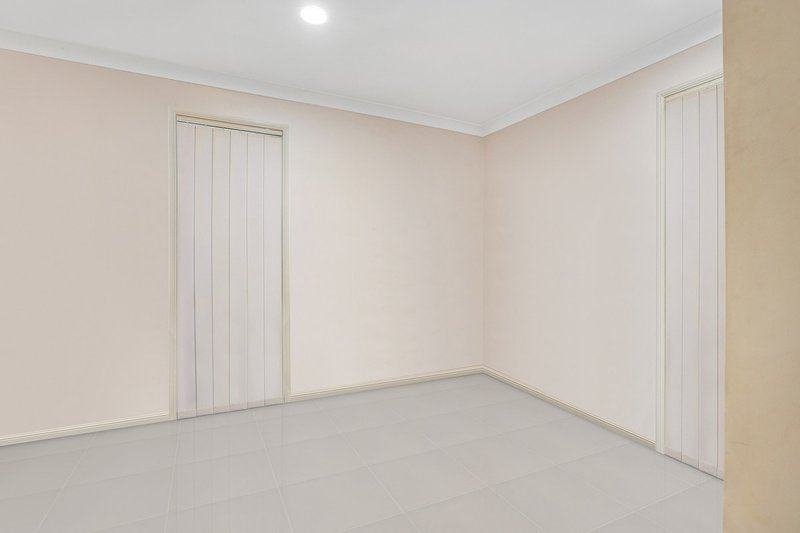 Photo - 74 Stringybark Drive, Chermside West QLD 4032 - Image 10