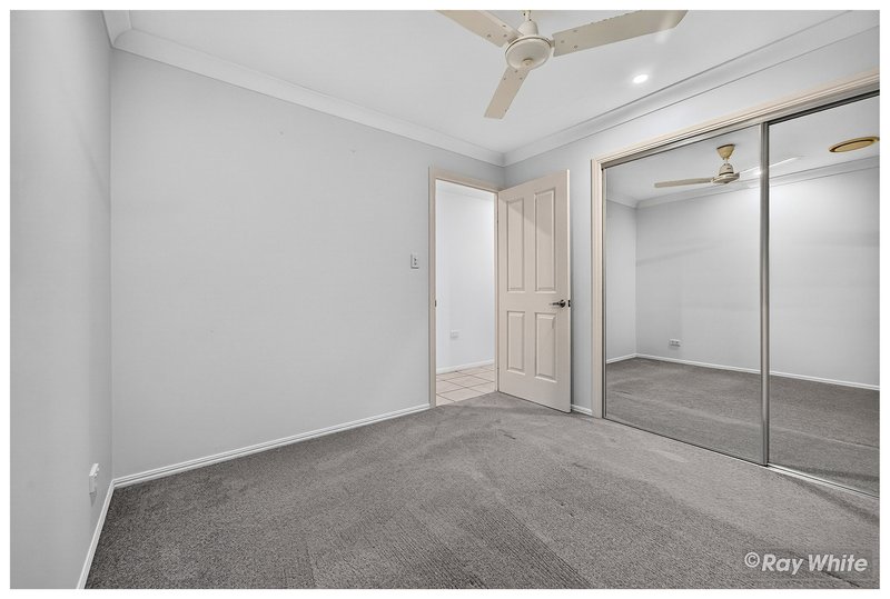 Photo - 74 Sunset Drive, Norman Gardens QLD 4701 - Image 17