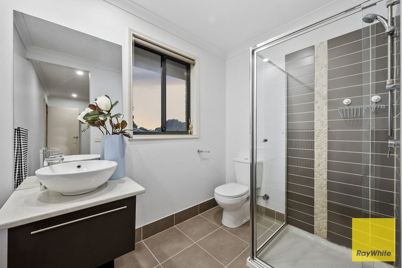 Photo - 74 Sunset Views Boulevard, Tarneit VIC 3029 - Image 15