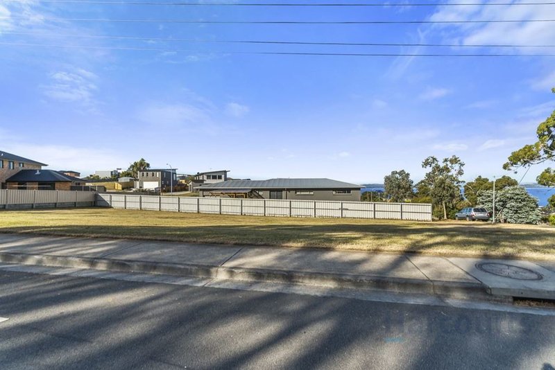 Photo - 74 Tinderbox Road, Blackmans Bay TAS 7052 - Image 5