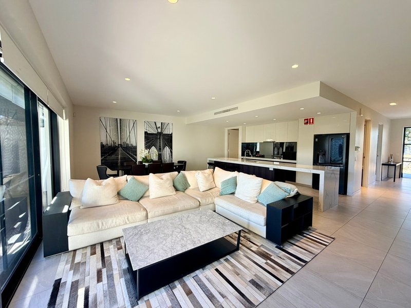 Photo - 74 Trinity Point Drive, Morisset Park NSW 2264 - Image 3
