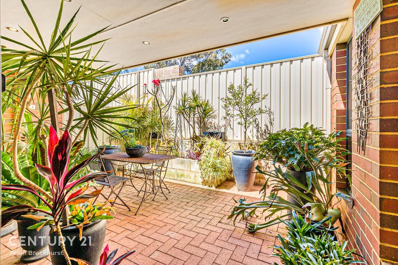 7/4 Valentine Road, Kelmscott WA 6111